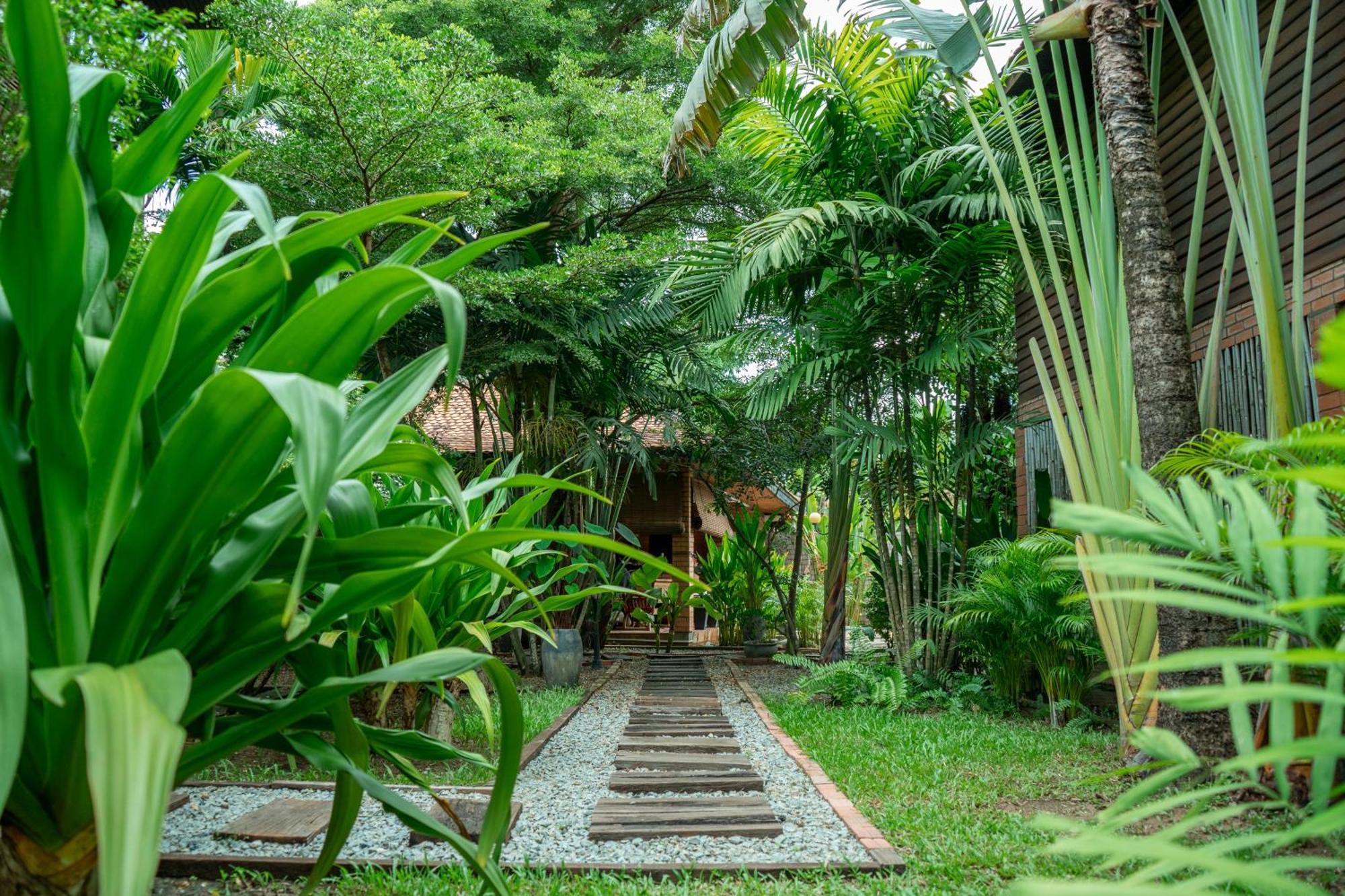 Jungle Sanctuary Hotel Siem Reap Exterior photo